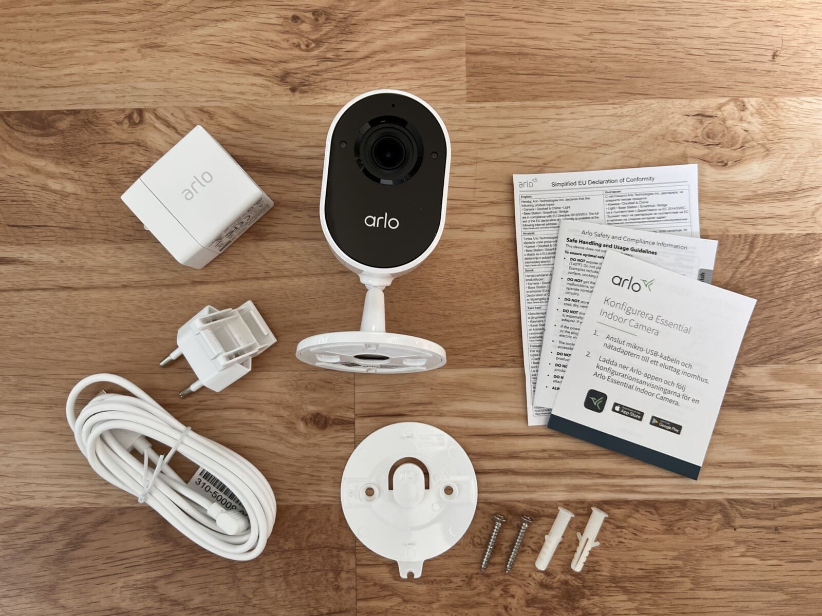 Arlo Essential Indoor Camera för lite mer skydd i hemmet