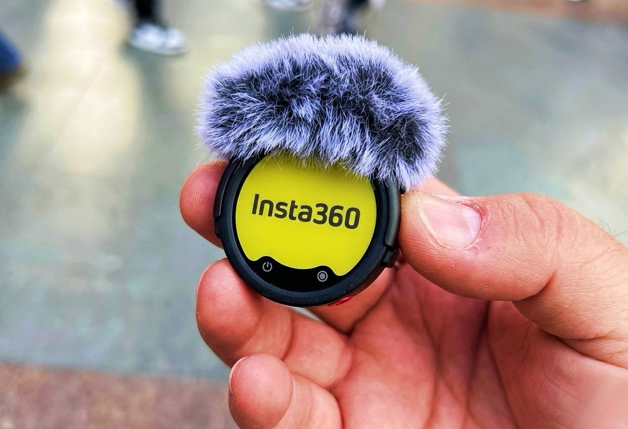 Insta360 släpper en liten mikrofon med skärm